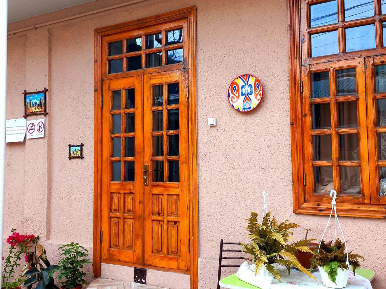 Istirohat Guest House Самарканд Екстер'єр фото